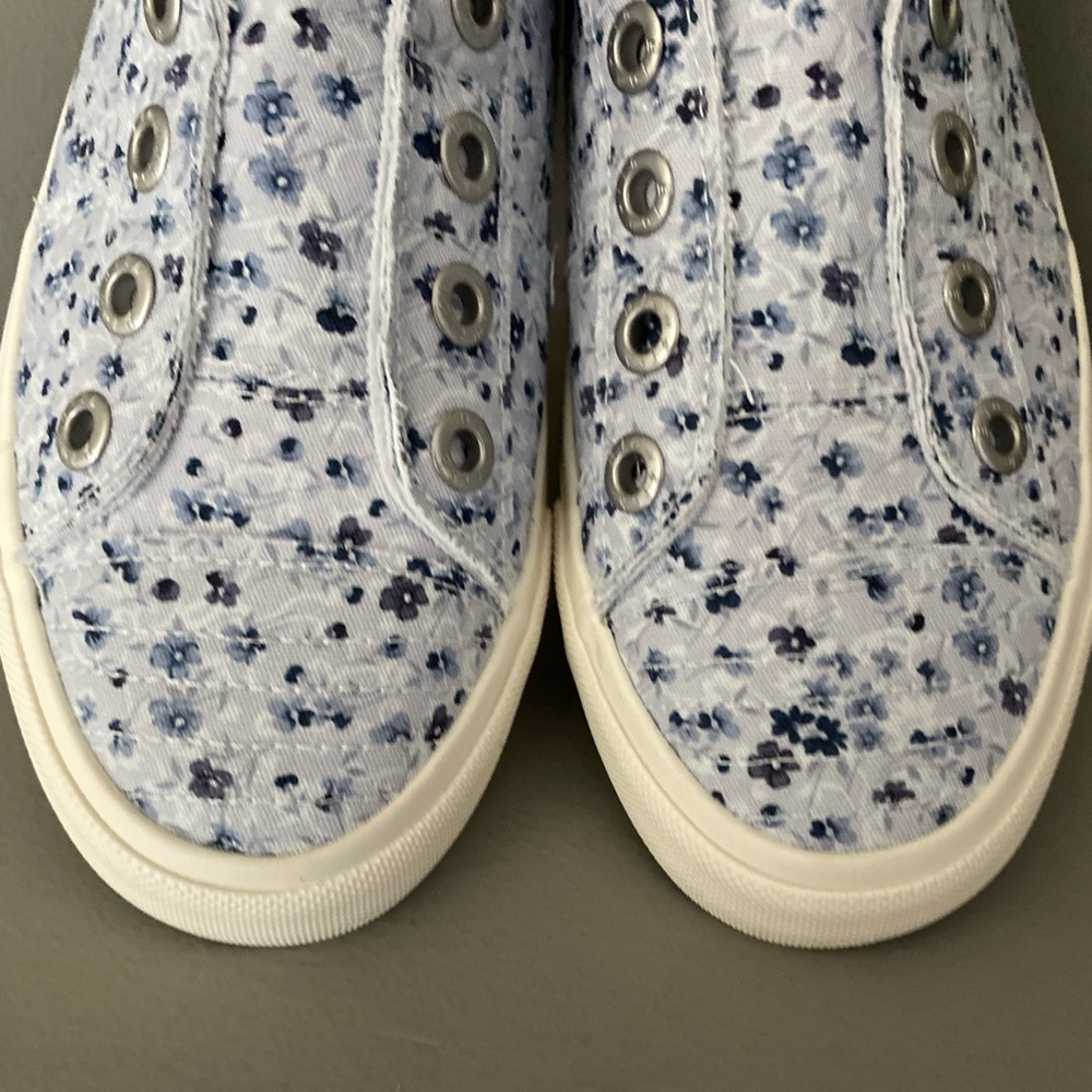 Blowfish Sneakers - Blue Floral - Picture 6 of 7